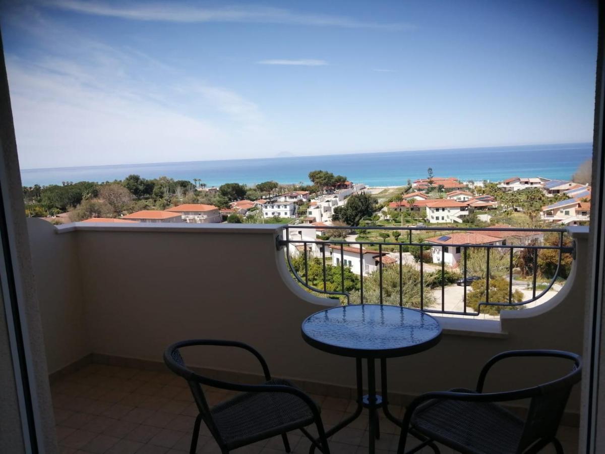 Hotel La Giara Zambrone Extérieur photo